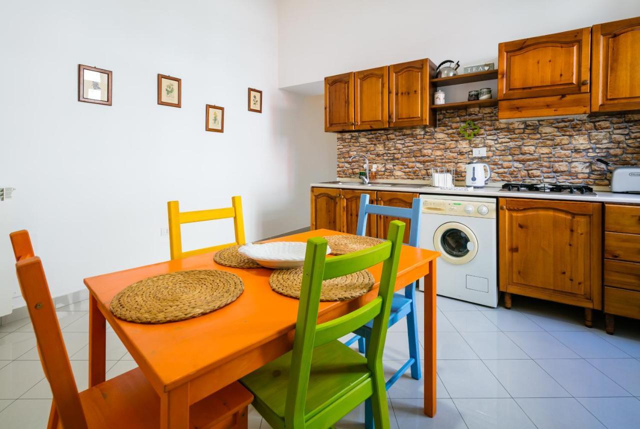 M. Imbriani I Appartement Napels Buitenkant foto